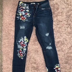 PAINT SPLATTERED JEANs 💙❤️📌